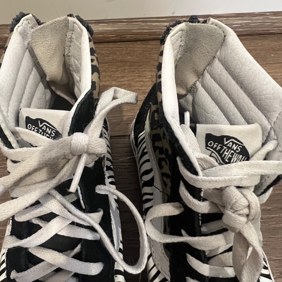 Vans Girls Animal Mix Sk8 High Top Sneakers, Cheetah, Zebra, Sz 2.5, Zip Back - Picture 4 of 10